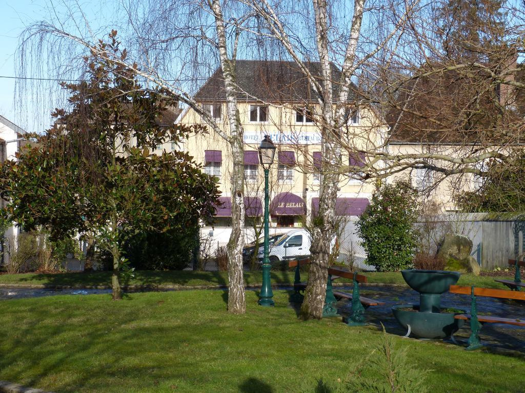 Hotel Restaurant "Le Relais" Courtenay  Rom bilde